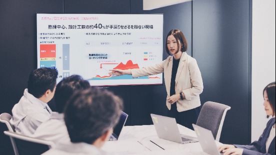 【参加者限定で一次面接確約】新卒入社の75％が理系大学院出身！共通認識の無いプロセスや属人的な技術の「暗黙知」を可視化し課題解決に導く仕事とは？理系から歩む変革コンサルタントの魅力を徹底解説！