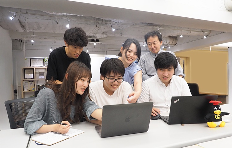 【市場価値の高いフルスタックエンジニアとは！？】 システムエンジニアでもあり、データサイエンティストでもあり、コンサルでもある。 全てをカバーできるエンジニアを育てる企業の秘訣を徹底解説&冬季インターンシップのご案内！