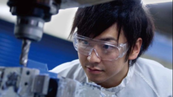 【参加者全員に就活支援金1000円プレゼント】【化学メーカーが最も欲している専門性】アイデアを具現化し、オリジナルの機械装置を設計開発！美術品とも言われる化粧品を生み出すために欠かせない機電系の知識と「生産技術職」の実態