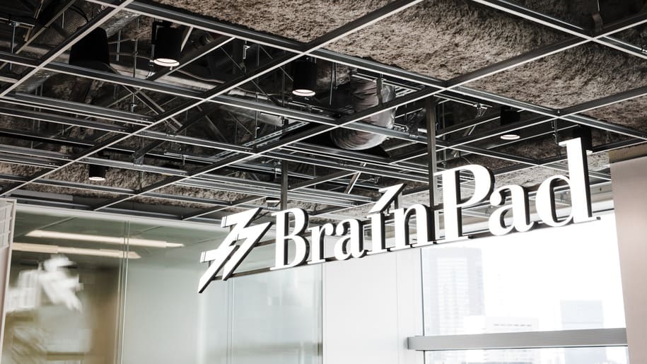 金融,飲食からメーカーなど、あらゆる産業のデータ分析プロ集団！若手社員が「データ分析の難しさ/やりがい」を語ります